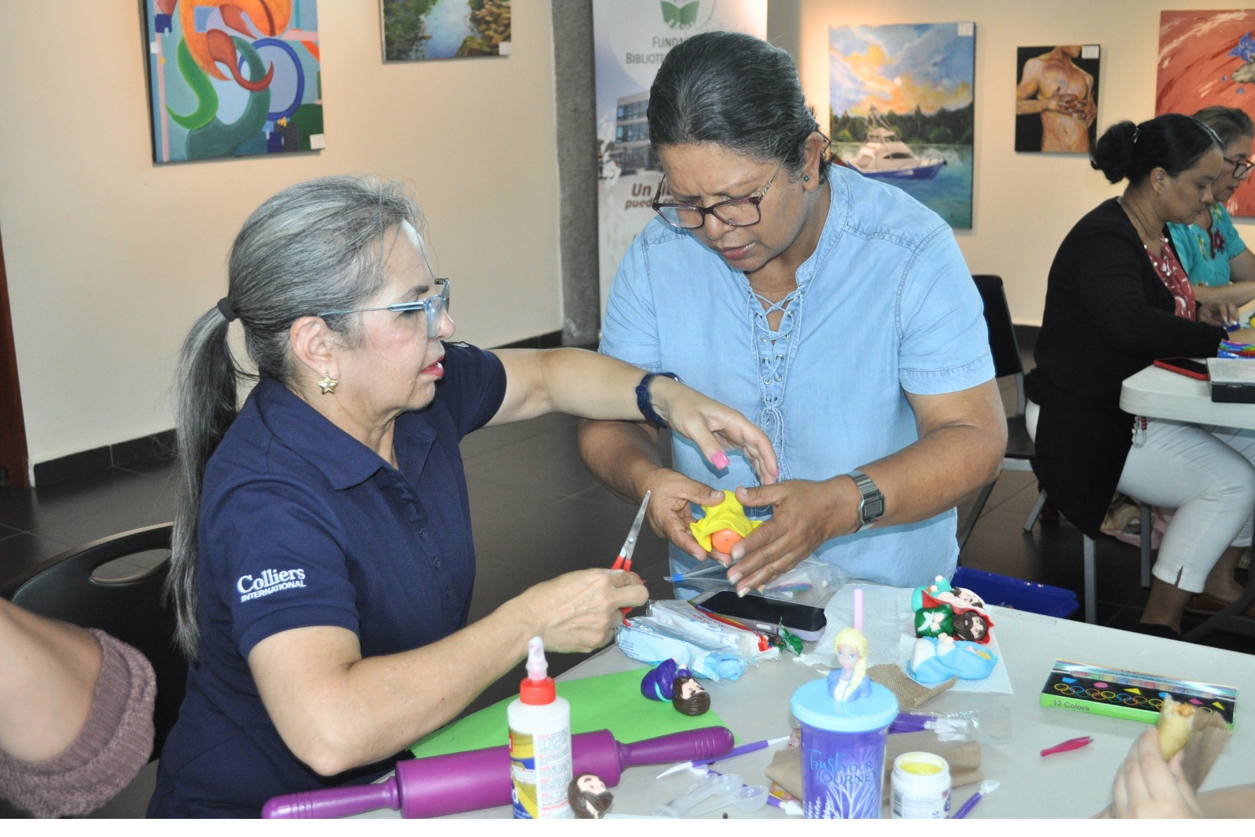 2024 taller de arte Maria Santamaria - confecciona tu nacimiento en porcelana fria